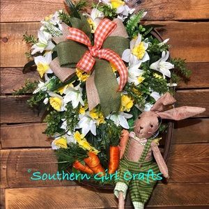 Tobacco basket easter door hanger